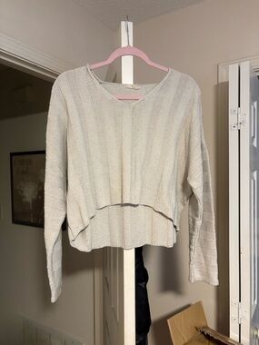 La Hearts Cream Ribbed V-Neck Cropped Sweater